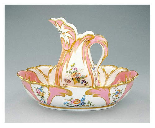 001-Jarra y palangana-Porcelana de Sevres- Jean-Claude Duplessis 1757- ©J. Paul Getty Trust