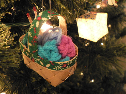 Christmas Tree 2010 050