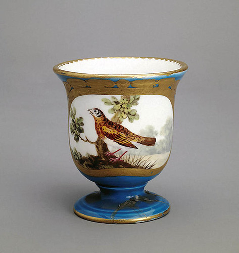 014 -Copa de helado-Porcelana de Sèvres 1760- Copyright ©2003 State Hermitage Museum. All rights reserved