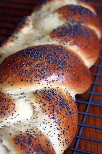 holla for challah!