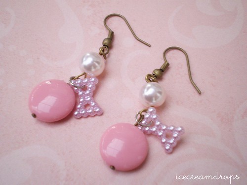Pink lovely bow kawaii kitsch 80s style earrings 63