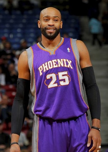 vince carter hair. vince carter suns. Vince Carter, worst player of