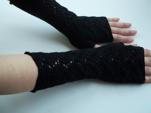 lacy fingerless mitts