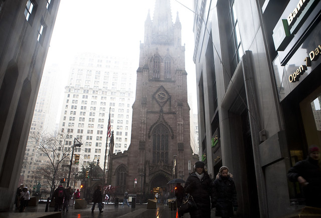 First New York snow of 2011: Wall Street, Trinity Church