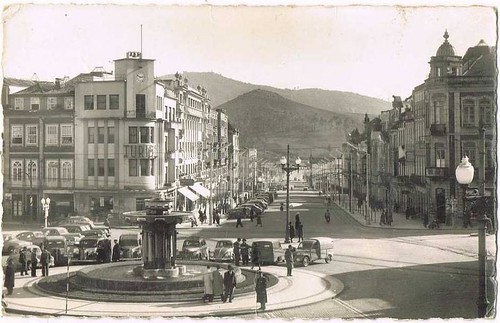 Braga - Avenida da Liberdade - Vista da Praça da República