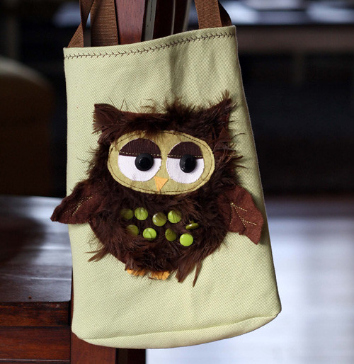 Make your own tote with Jessica's simple, cute and free owl applique ...