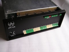 JPR 12R -- Přední panel s programovacími tlačítky