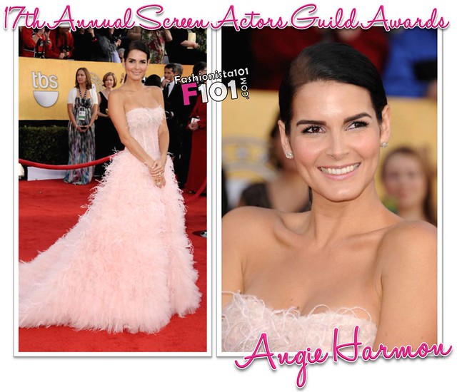 5402999056 05a9936d12 z Angie Harmon in Monique Lhuillier 17th Annual Screen 