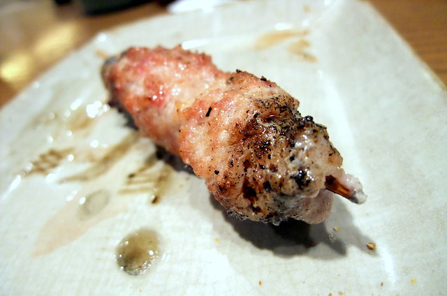 Dango (Grilled Minced Chicken Skewer)