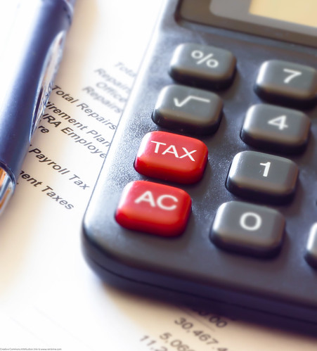 Tax Calculator and Pen