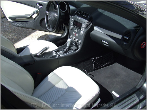 Mercedes SLK detallado
interior-21