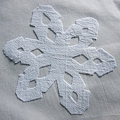 Iron Craft Challenge 6 - Appliqued Snowflake Quilt Square
