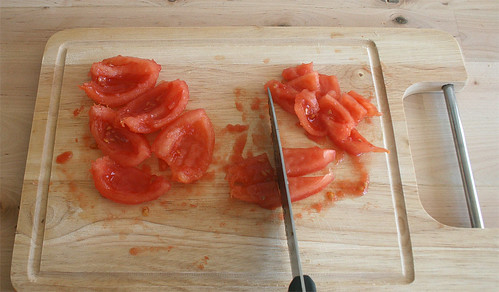 20 - Tomaten schneiden