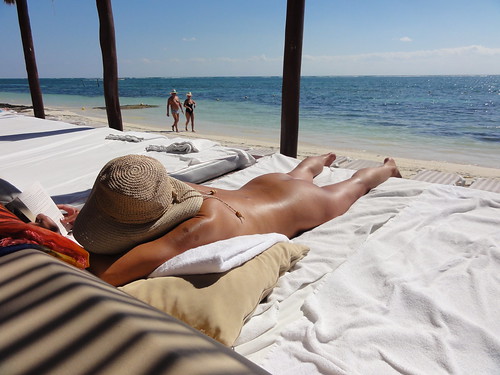 nude beach voyeur clips sketch pics: nudebeach, tanned, desire, hot, oriental, tulum, mexico, sexy