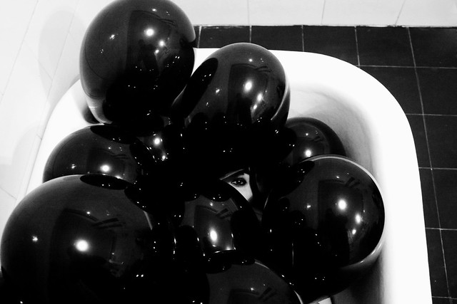 black ballon