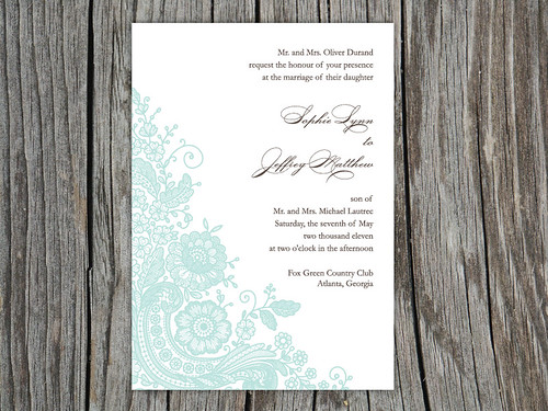 DIY vintage wedding invitations with lace