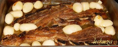 Falda de ternera asada-añadir patatas horno