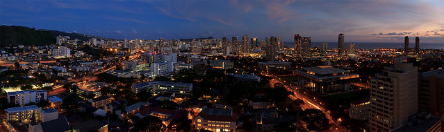 Honolulu City Lights 01