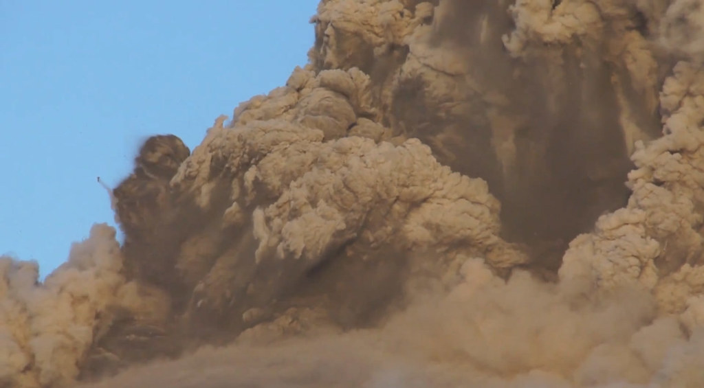新燃岳 噴火 eruption