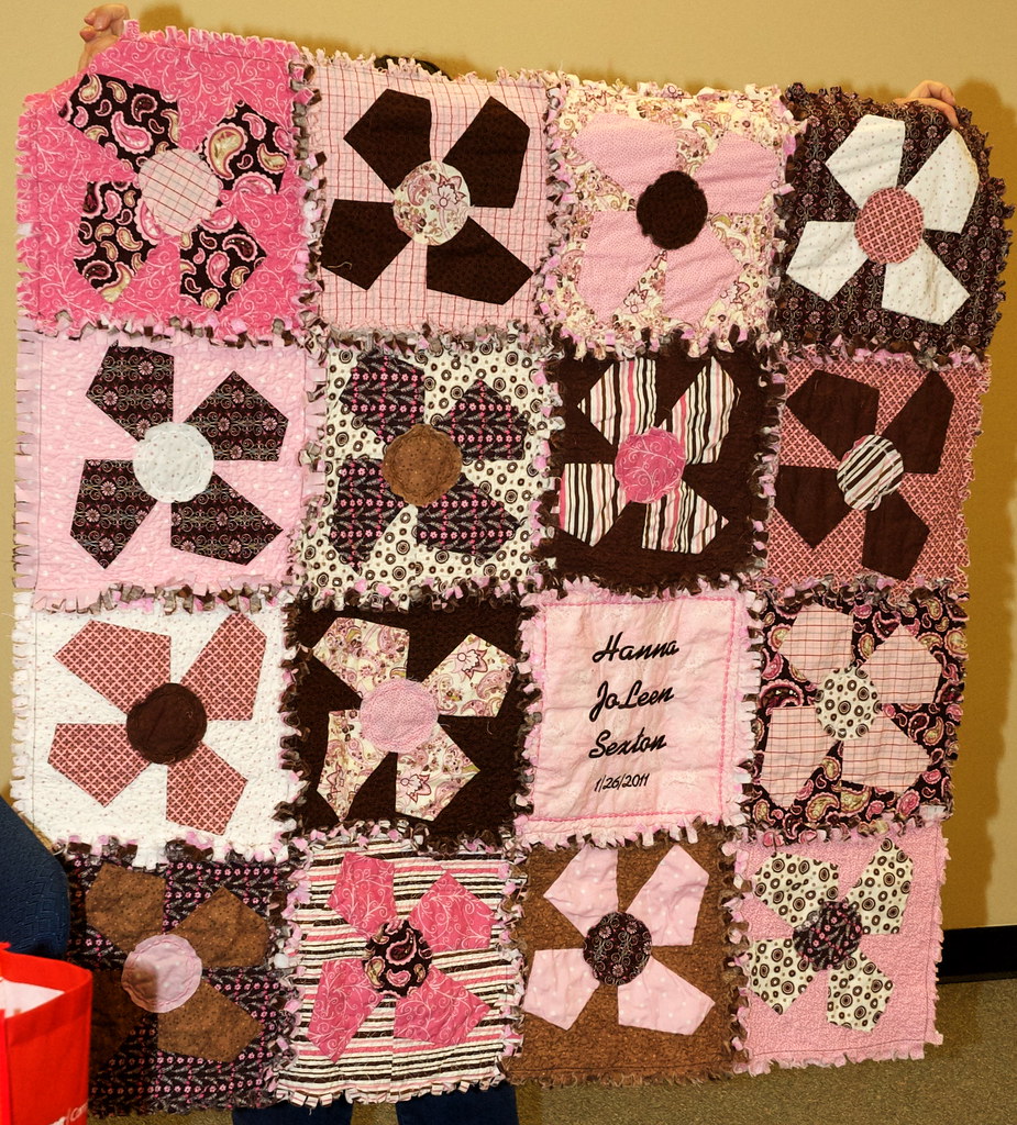 Diana's raggy baby quilt