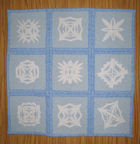 snowflake mini quilt