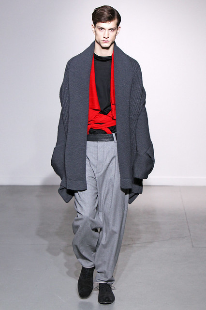 Theo Hall3112_FW11_Paris_Gustavo Lins (Simply Male Models)