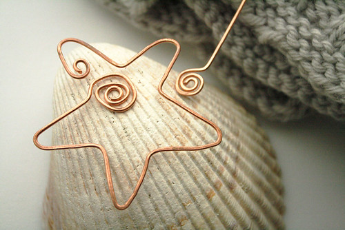 Star shawl pin in copper