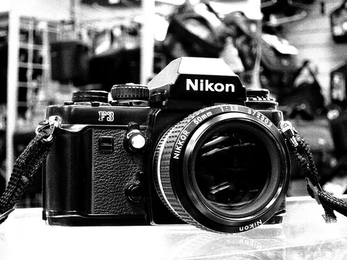 Canon S95 Nostalgic Scene mode black and white