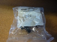 Allen Bradley X-137906 L.H. Contact Block Starter Sz 00