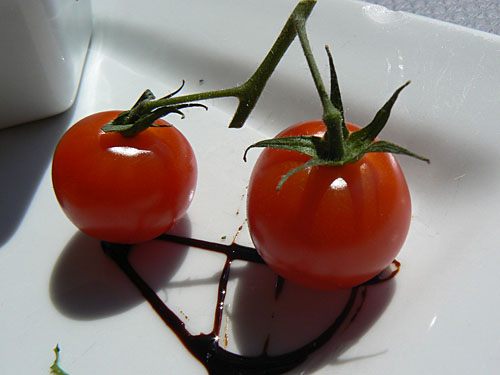 deux tomates.jpg