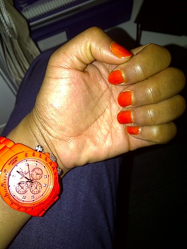 Best nail polish by @opi_products. It matches my watch