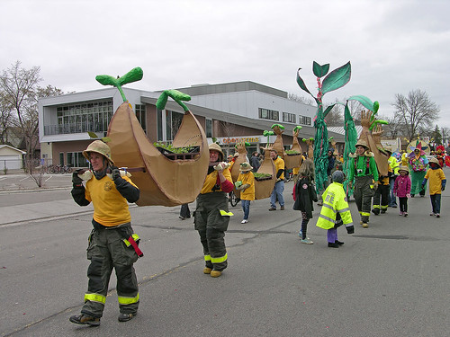 MayDay 2011 seed arks in parade