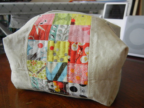 Pretty {little} Pouch - finished! #2
