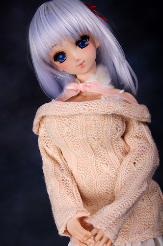 Knitwear girl by toel-uru