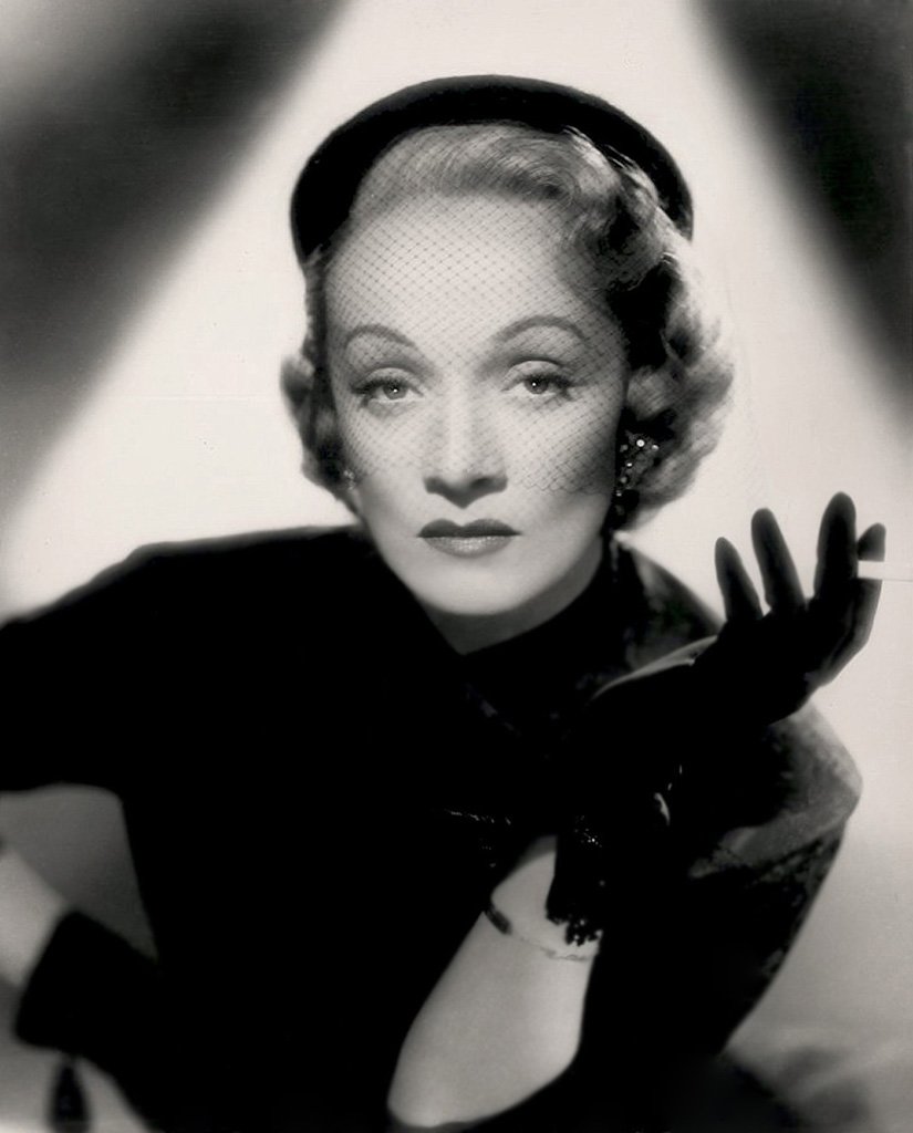 Marlene Dietrich - Images Gallery