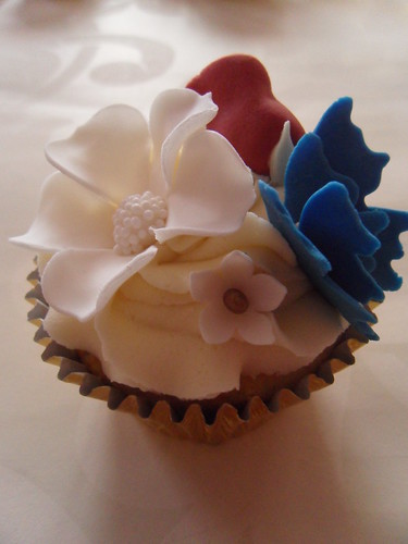 Royal Wedding Cupcake.