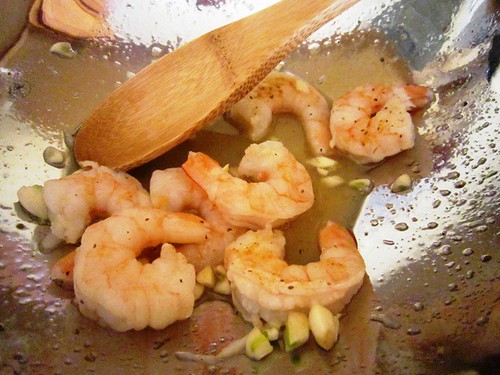 Seasoning shrimp