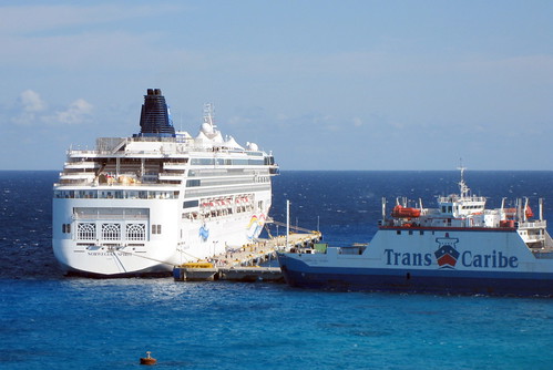 cruise_ship&ferry_large