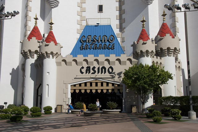 D2 excalibur casino entrance