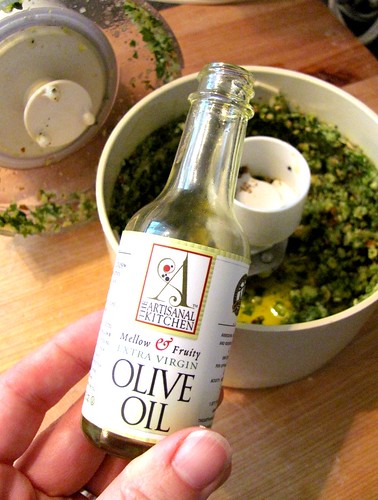 Artisanal Kitchen's Mellow & Fruity Extra Virgin Olive Oil