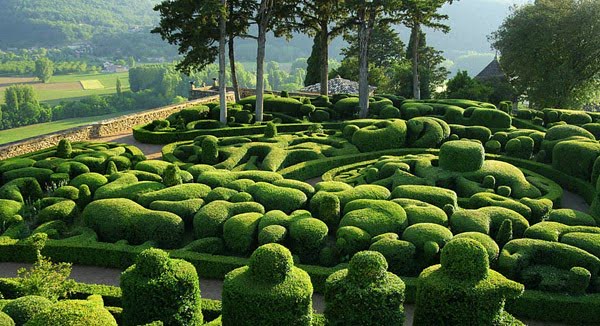 Gardens-of-Marqueyssac-Perigord-11