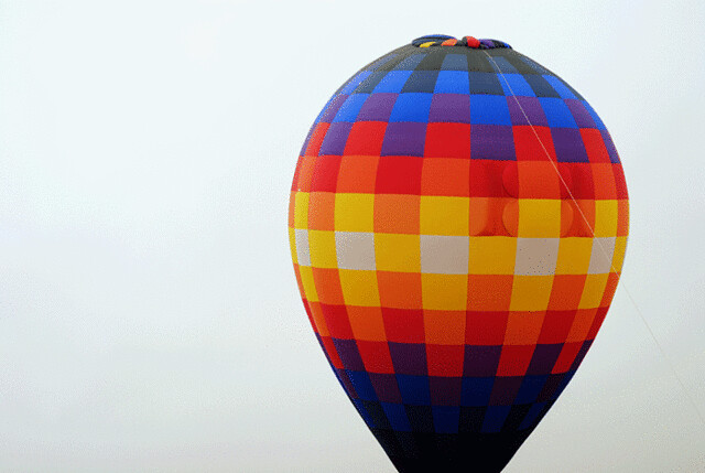 colorful-hot-air-balloon