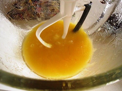 Stirring eggs and oil