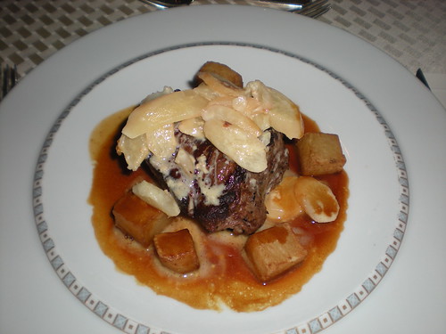 Dinner filet with potatoes and salsify