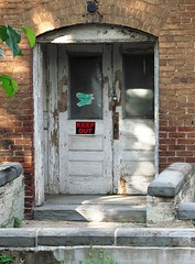 doorway in downtown Lynchburg (c2011 FK Benfield)