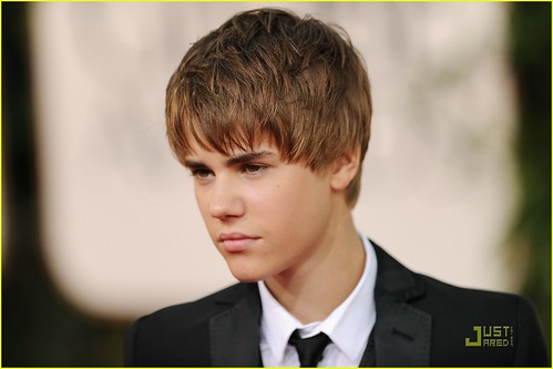 justin bieber golden globes awards 2011. Justin Bieber - Golden Globes