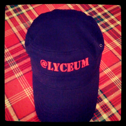 Twitter 40+(100=140) @Lyceum cap