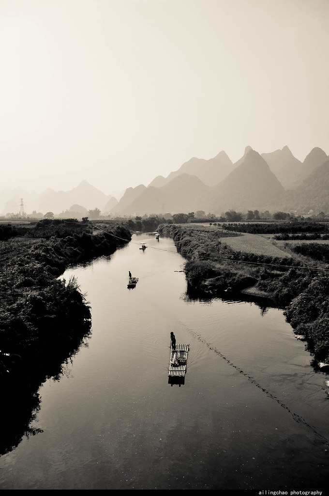 中国桂林。遇龙河漂流