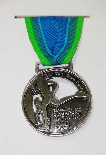 Standard Chartered Singapore Marathon Medal