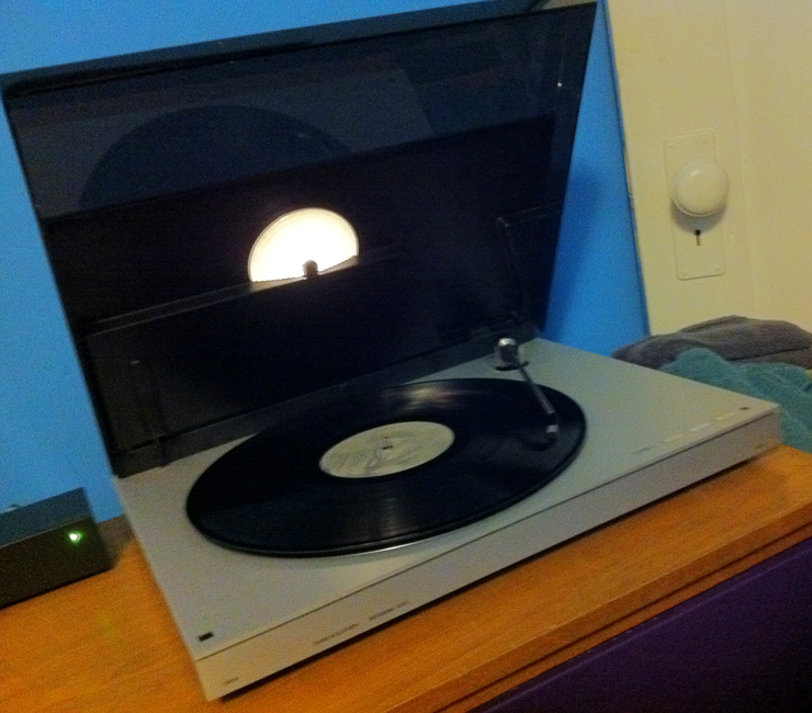 B&O Beogram 5000 turntable, open w/ light, MMC4